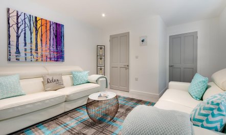 1 Bed in Carmarthen 1