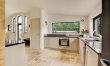 10 Bed in Briston 9