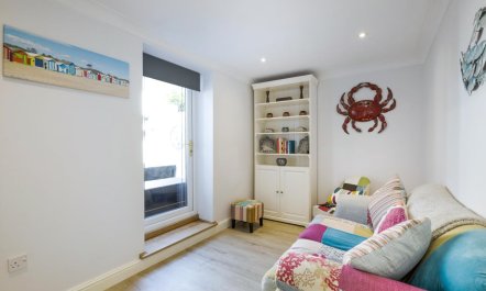 4 Bed in East Runton 6