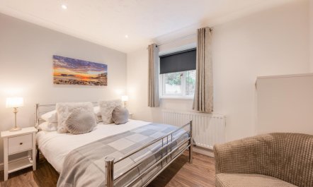 4 Bed in East Runton 5