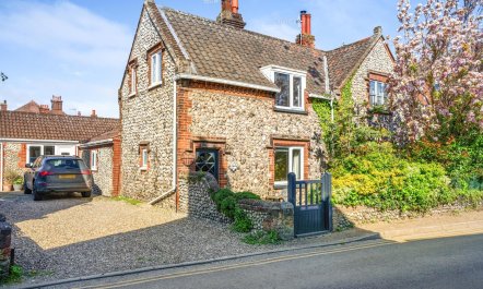 4 Bed in East Runton