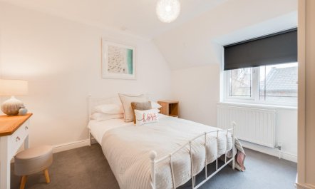 4 Bed in East Runton 8