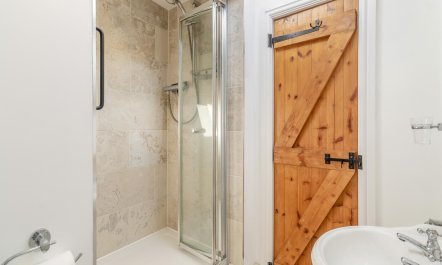 1 Bed in Woodbridge 8