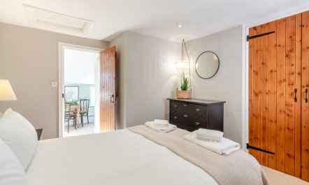 1 Bed in Woodbridge 7