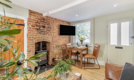 1 Bed in Woodbridge 2