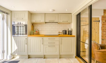 1 Bed in Woodbridge 7