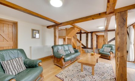 2 Bed in Y Drenewydd 8