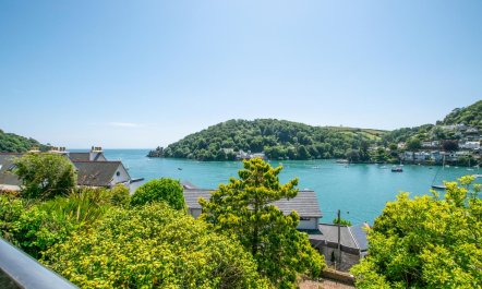 3 Bed in Kingswear