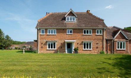 7 Bed in Kimberley 0