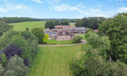 7 Bed in Kimberley 4