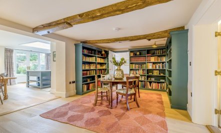 7 Bed in Kimberley 7