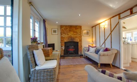 2 Bed in Peasmarsh 3