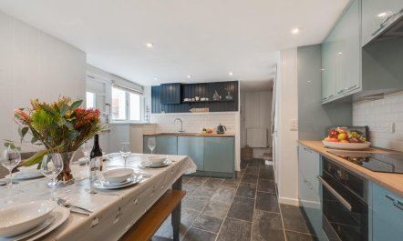 3 Bed in St. Ives 9