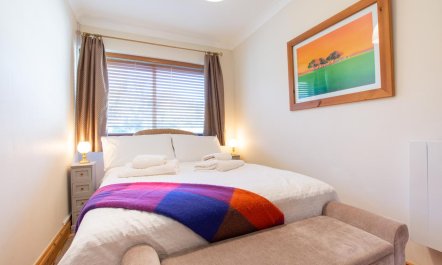 1 Bed in Saundersfoot 6