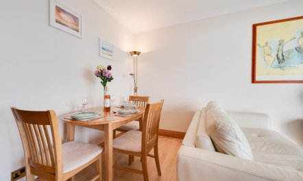 1 Bed in Saundersfoot 3