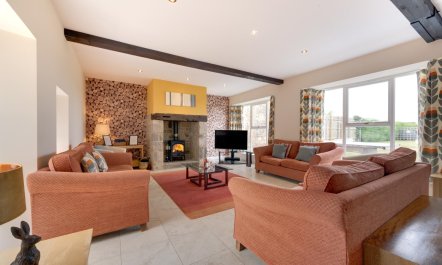 4 Bed in nr Beadnell