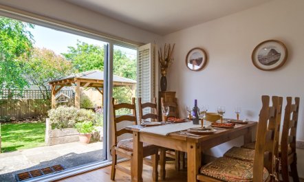 3 Bed in Port Eynon 3