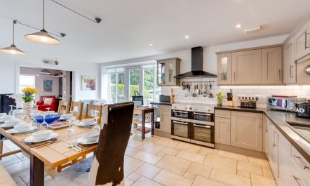 5 Bed in nr Beadnell 2