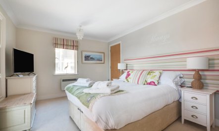 2 Bed in Seahouses 7