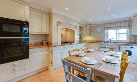 3 Bed in Southwold 4