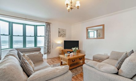 2 Bed in Broad Haven 1