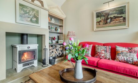 2 Bed in Brassington 3