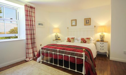 3 Bed in St. Gennys 8