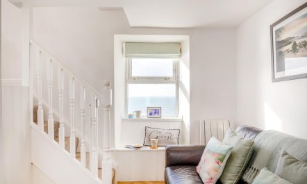 2 Bed in Porthleven 4