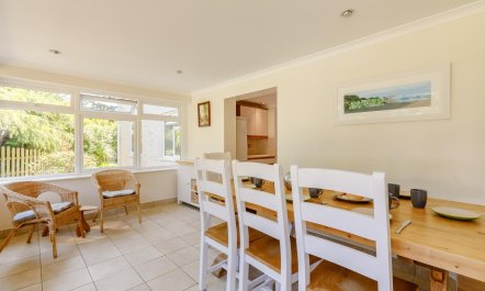 4 Bed in Croyde 9