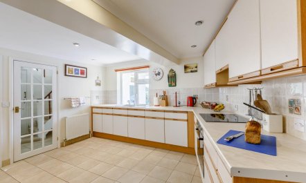 4 Bed in Croyde 6