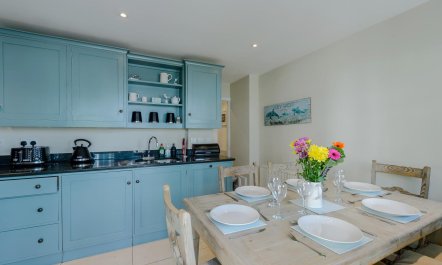 4 Bed in Whitstable 9