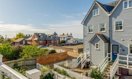 4 Bed in Whitstable 1