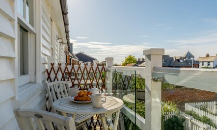 4 Bed in Whitstable 7