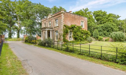 4 Bed in Wolterton 4