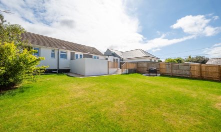 3 Bed in Higher Crackington 2