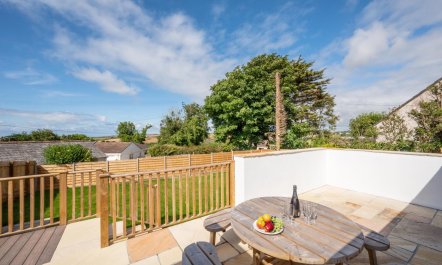 3 Bed in Higher Crackington 1