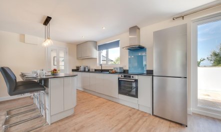 3 Bed in Higher Crackington 5