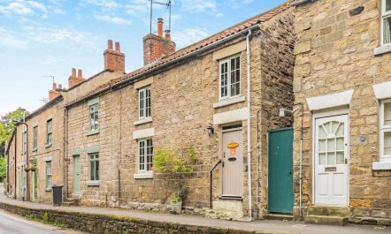 2 Bed in Pickering