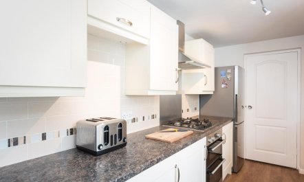 3 Bed in Weymouth 6