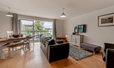 5 Bed in Sardis 3