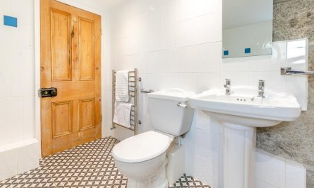2 Bed in St. Ives 9