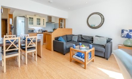 2 Bed in St. Ives 1