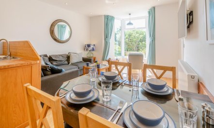 2 Bed in St. Ives 8