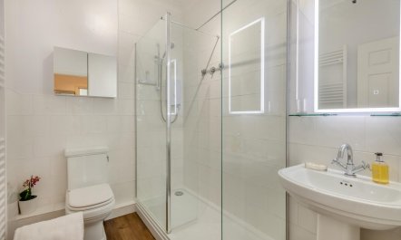 2 Bed in Overstrand 9