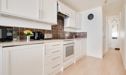 1 Bed in Langland 1