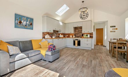 1 Bed in Porthcothan Bay 8