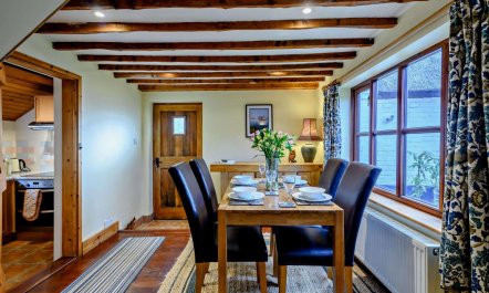 2 Bed in Hemblington 8