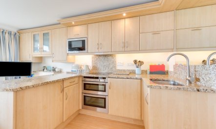 1 Bed in Saundersfoot 4