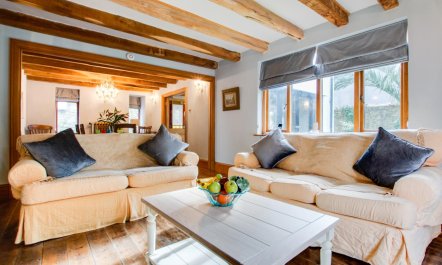 4 Bed in Tenby 5