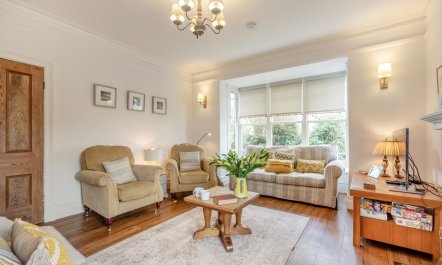 4 Bed in Appledore 5